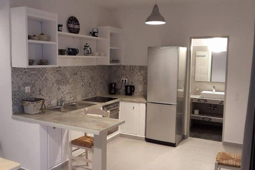 Mariannas House Apartment Науса Екстериор снимка